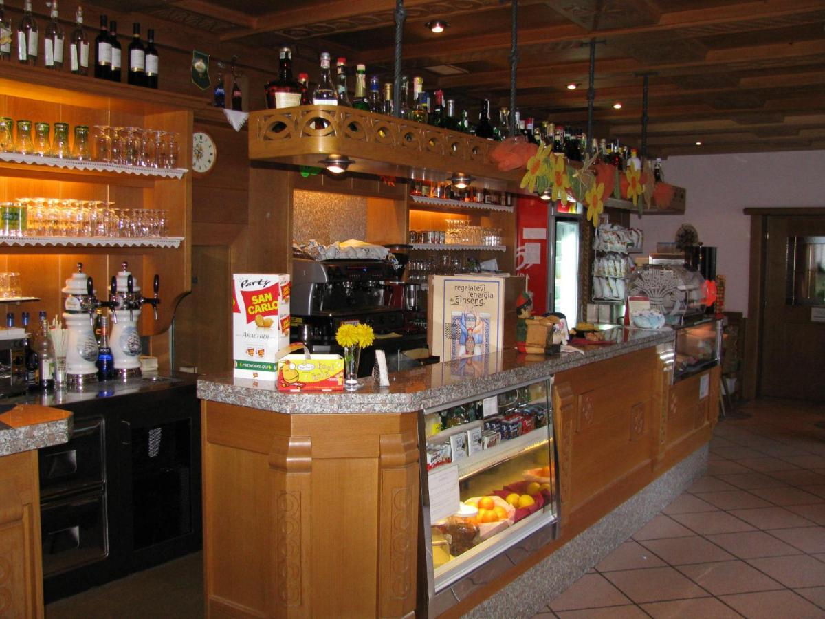 קאמפיטלו די פאסה Hotel Ladina מראה חיצוני תמונה