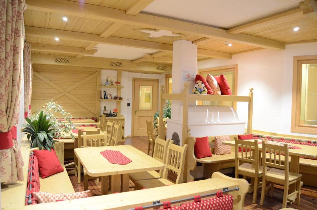 קאמפיטלו די פאסה Hotel Ladina מראה חיצוני תמונה